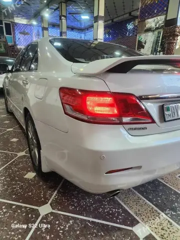 2010 Toyota Aurion