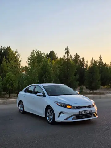 2023 KIA Forte