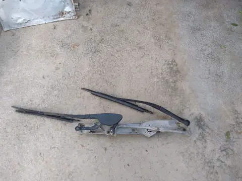 BMW E39 dwornik matorcik