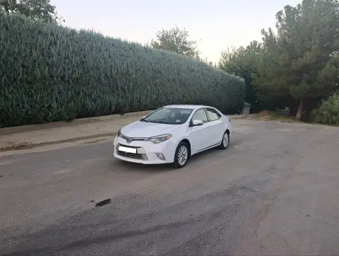 2014 TOYOTA Corolla