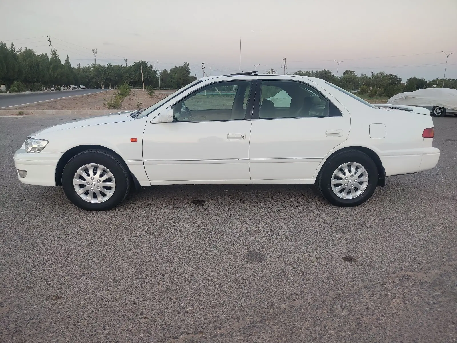 2000 TOYOTA Camry 3