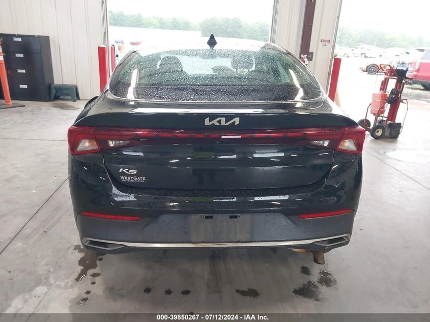 2022 Kia K5 Lx 24