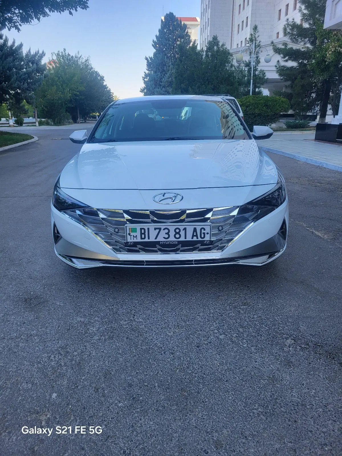 2022 Hyundai Elantra 1
