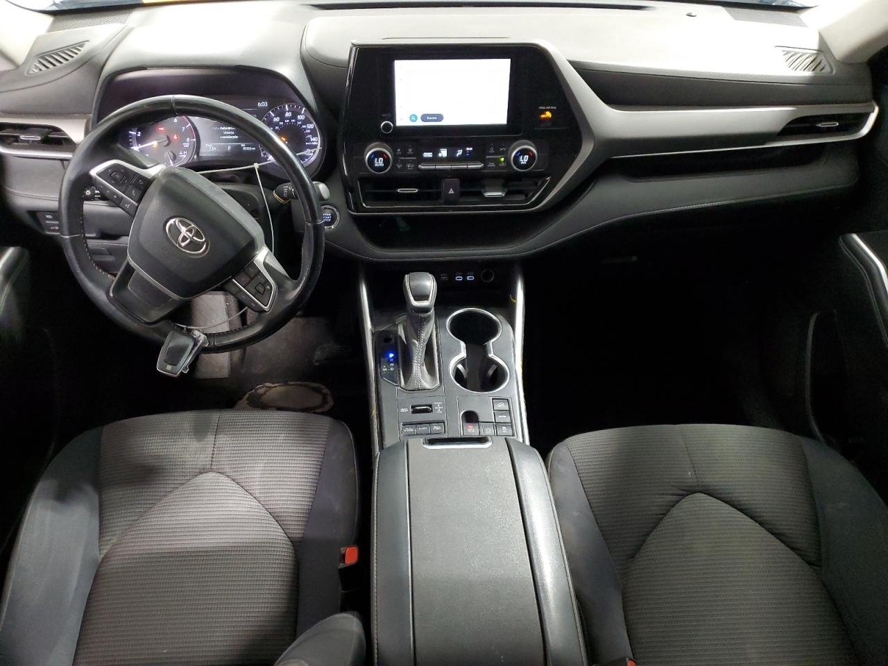 2023 Toyota Highlander Le 8