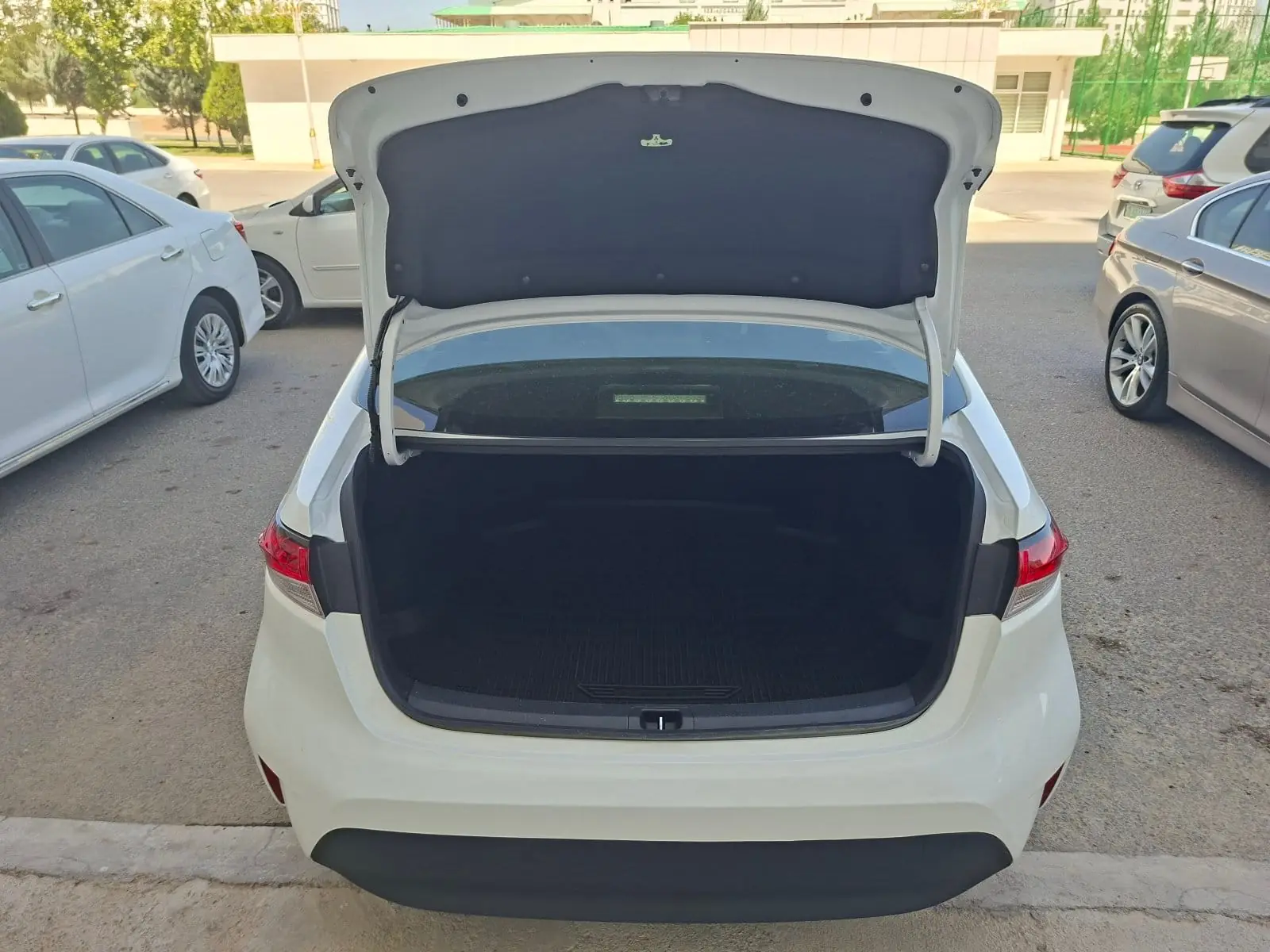 2023 TOYOTA Corolla 1