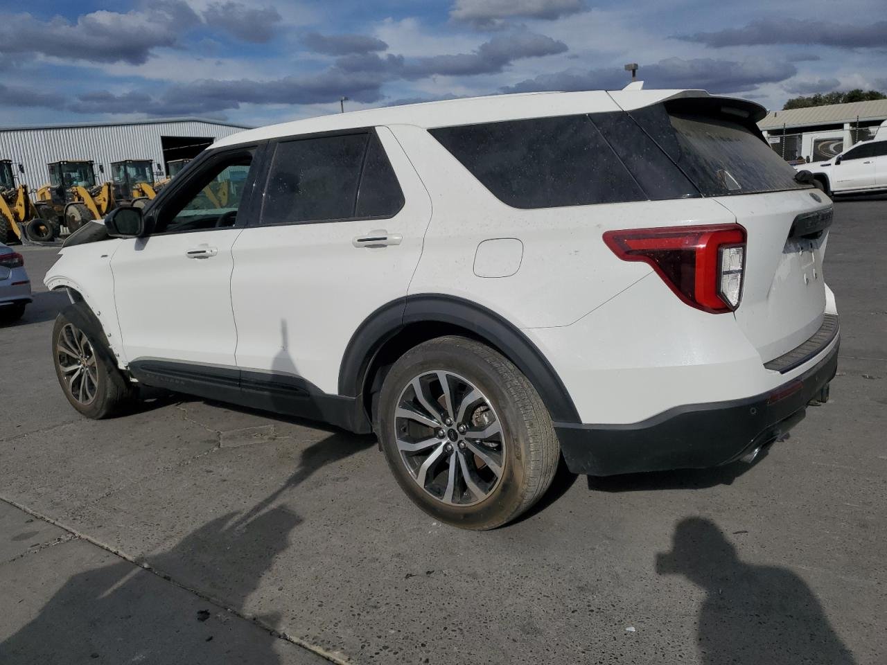 2022 Ford Explorer St-Line 2