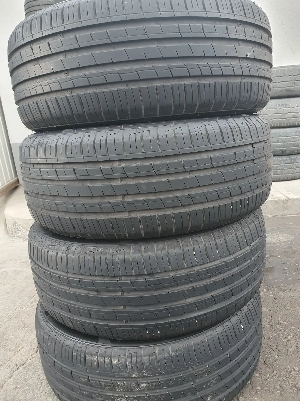 Minerwa 215 55 16 1