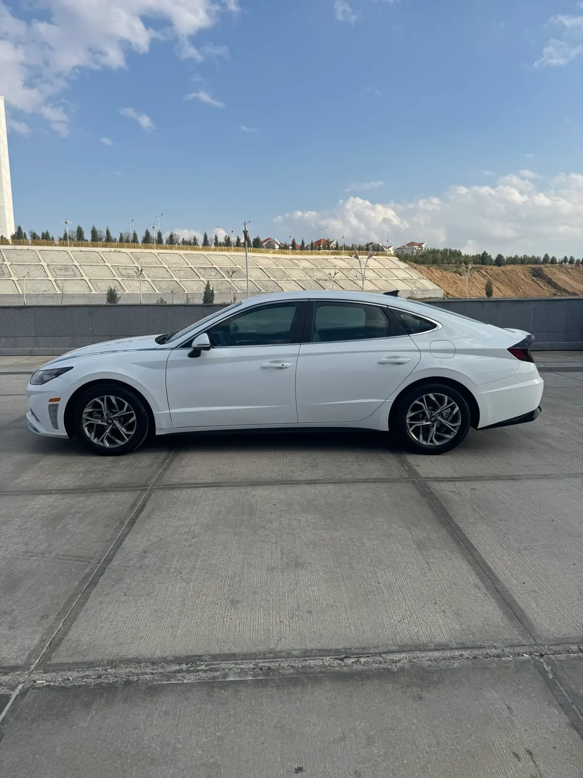 2023 HYUNDAI Sonata 2