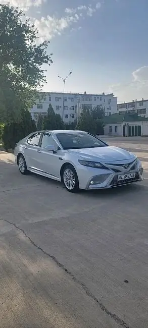2023 Toyota Camry SE 6