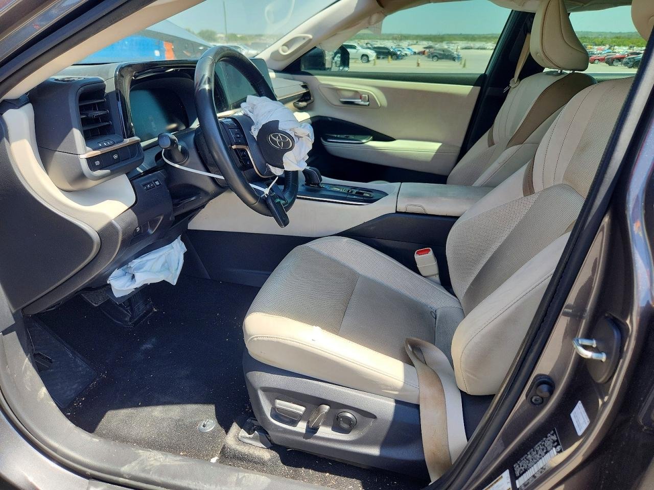 2023 Toyota Crown Limited 14