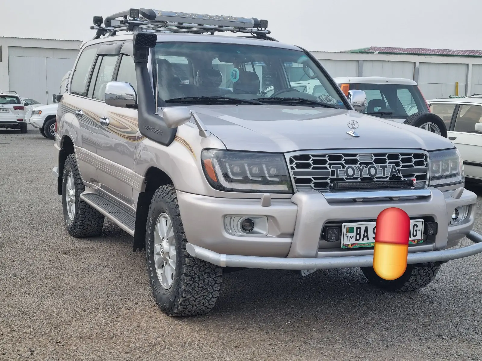 2004 Toyota Land Cruiser 2