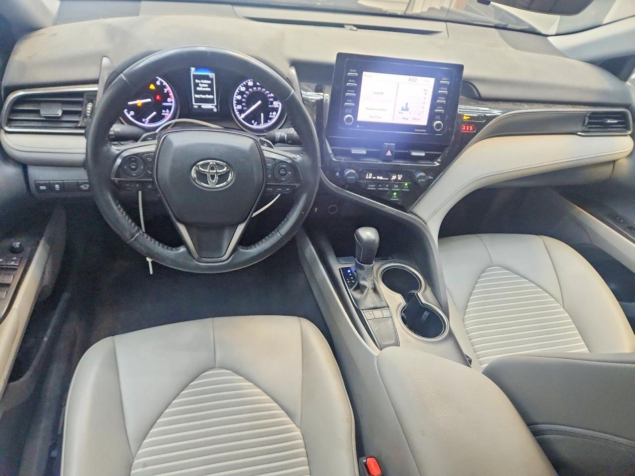 2022 Toyota Camry Se 16