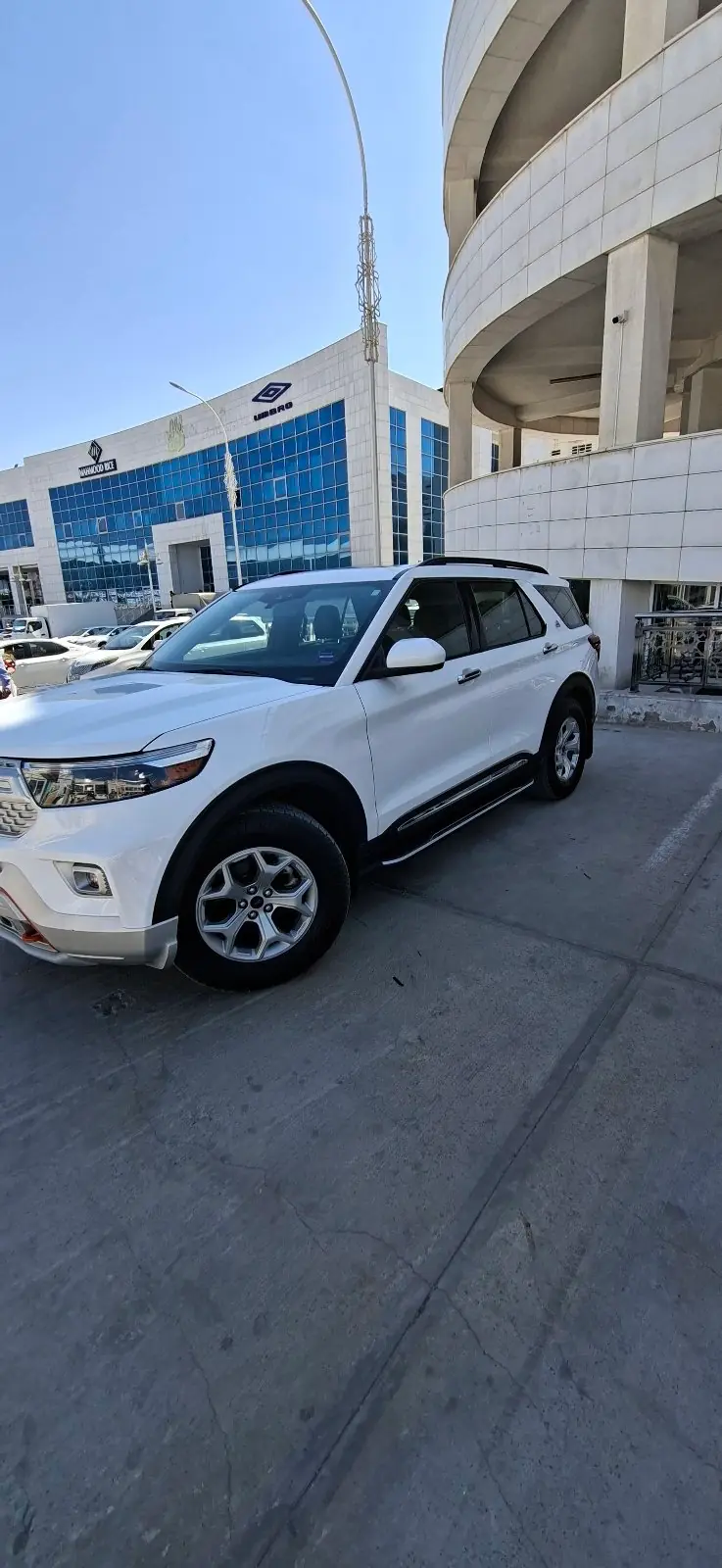 Podnoşka Ford explorer 2021-2026 3