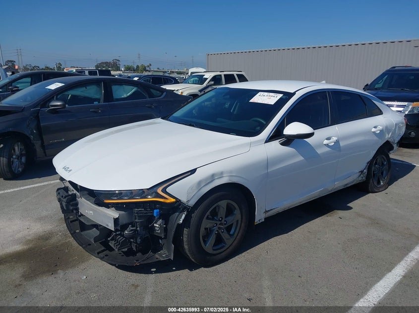 2022 Kia K5 Lxs 3