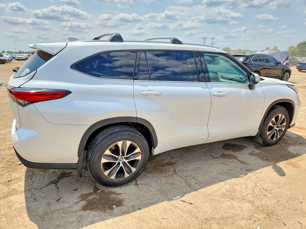 2022 Toyota Highlander Xle 11
