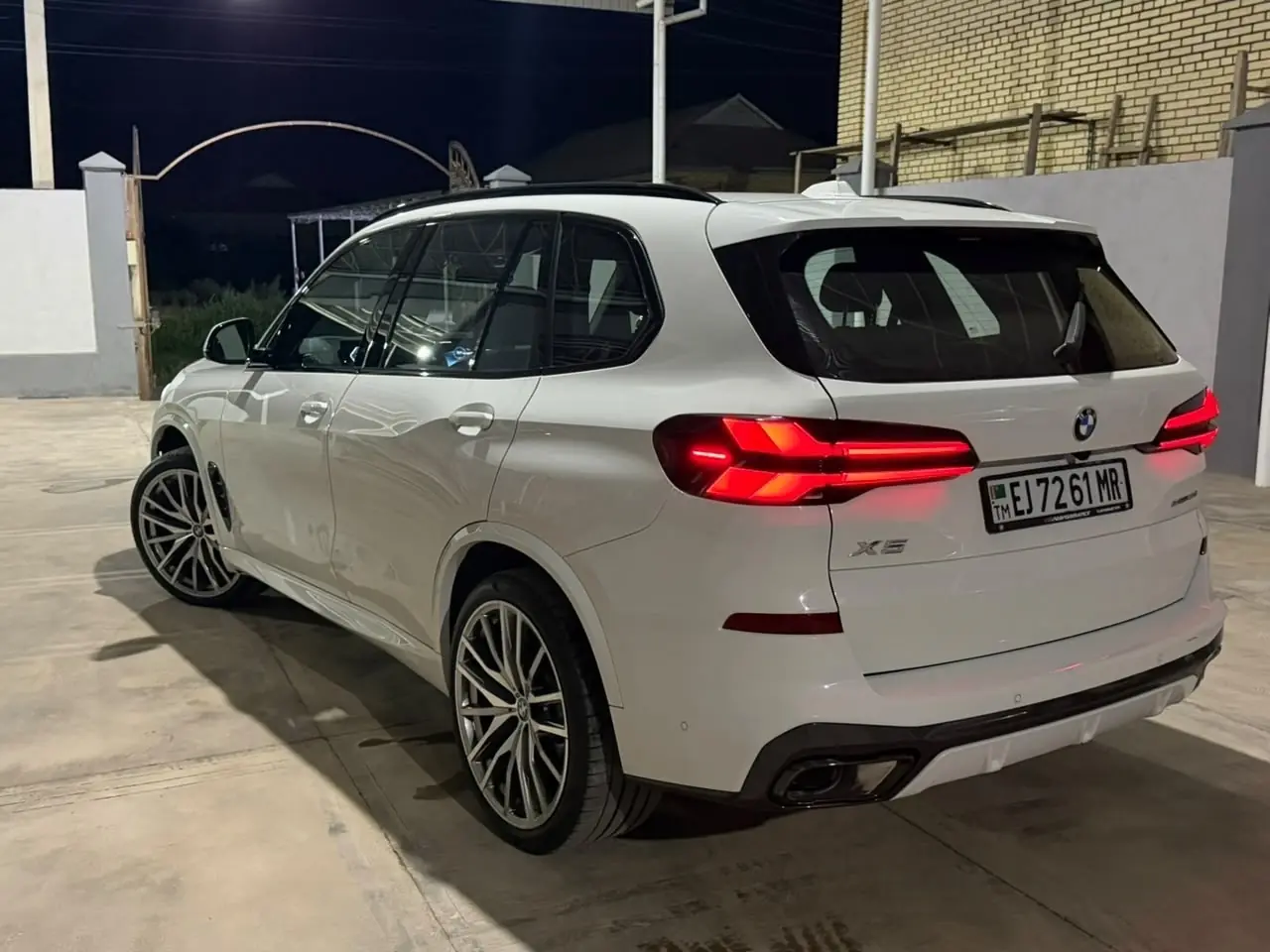 2025 BMW X5 3