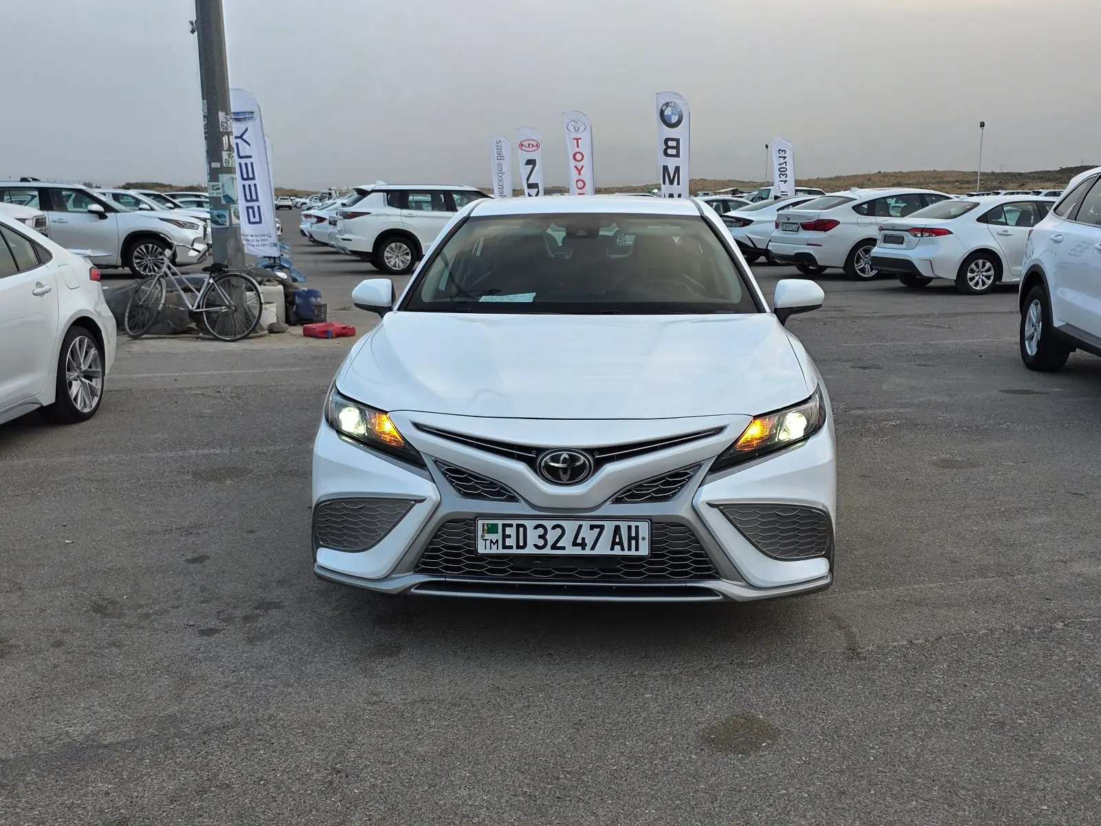 2021 Toyota Camry Se 4
