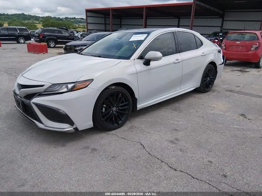 2022 Toyota Camry Xse V6 2