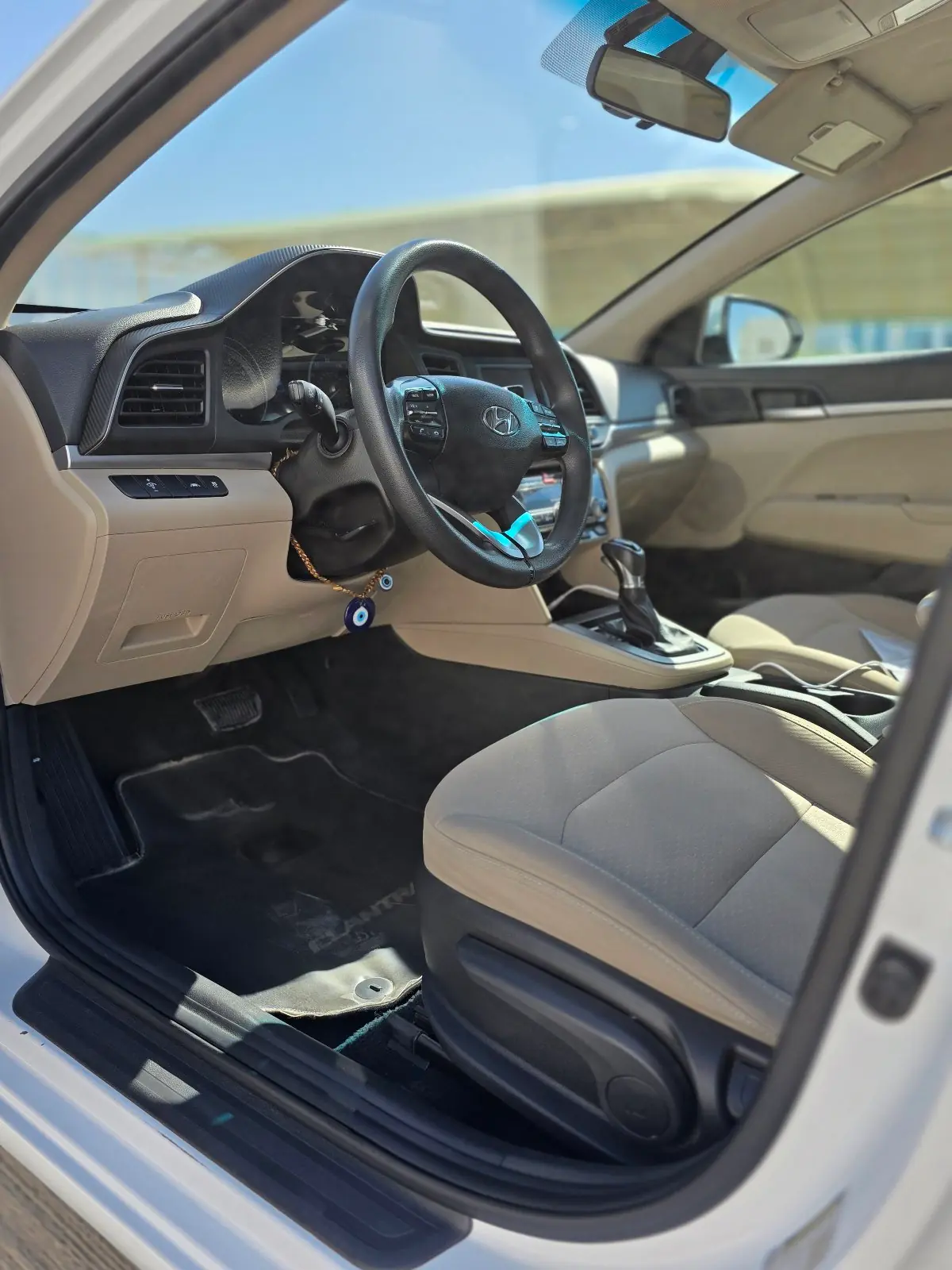 2020 HYUNDAI Elantra 5