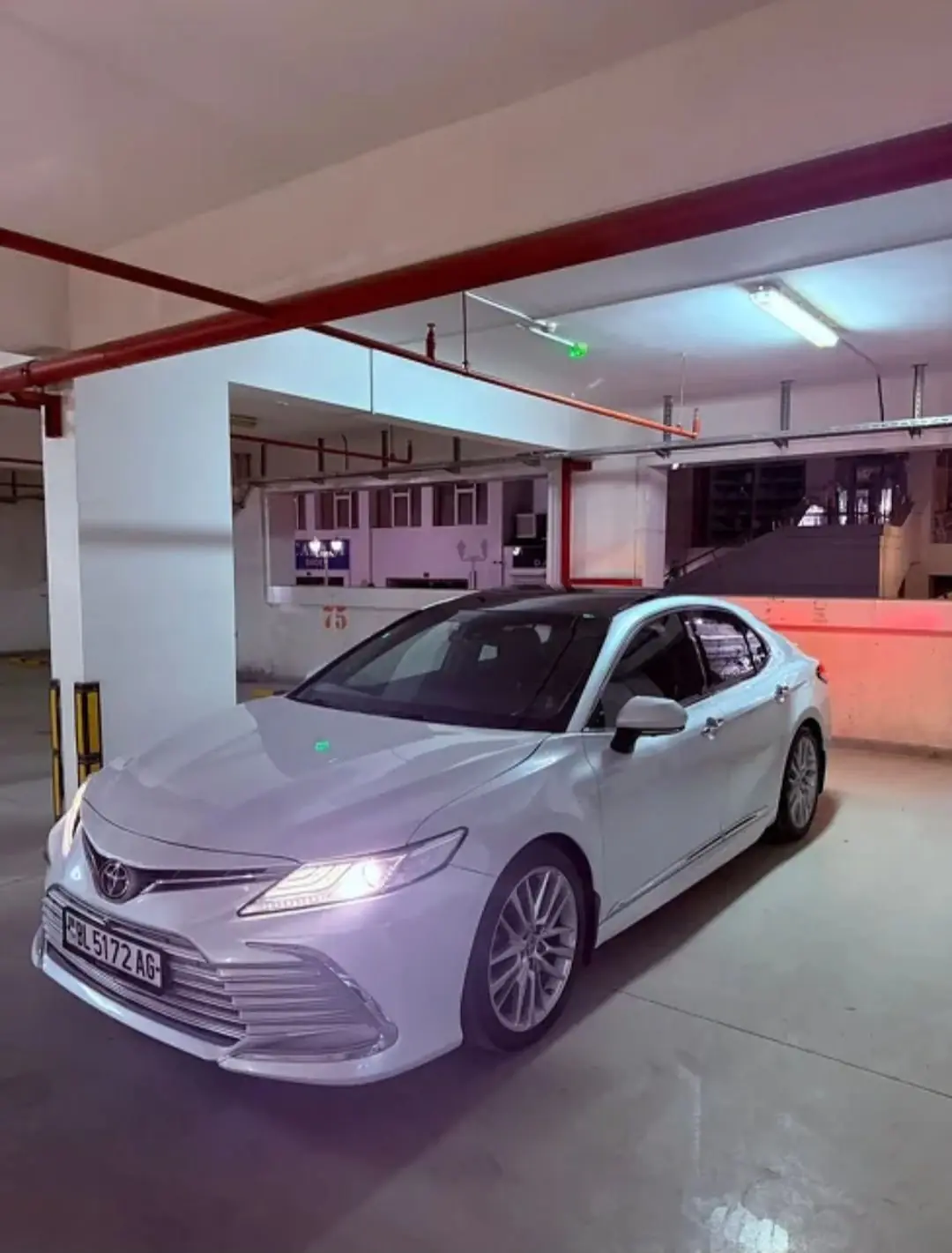 2018 TOYOTA Camry 2