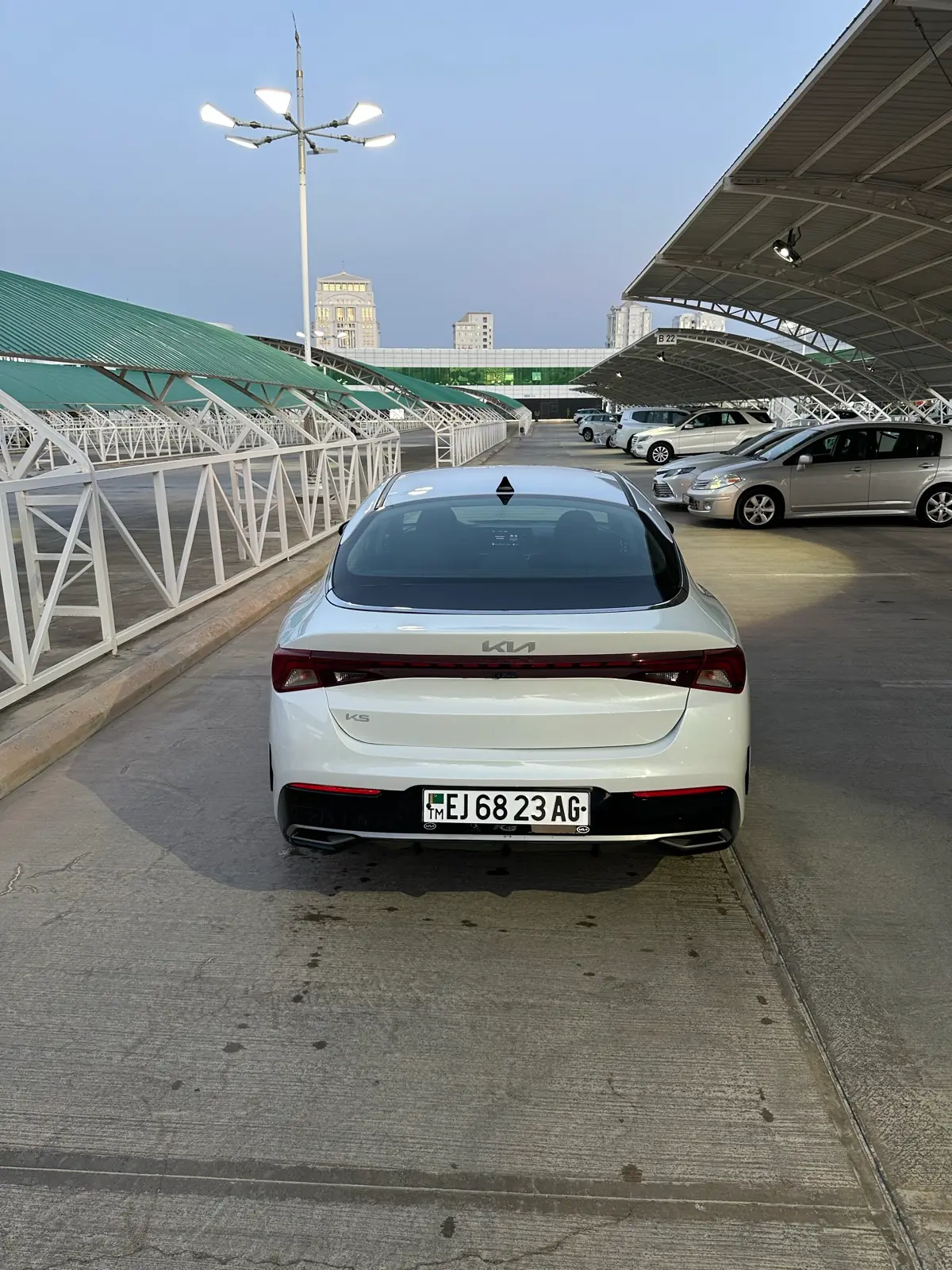 2023 Kia K5 Lxs 2