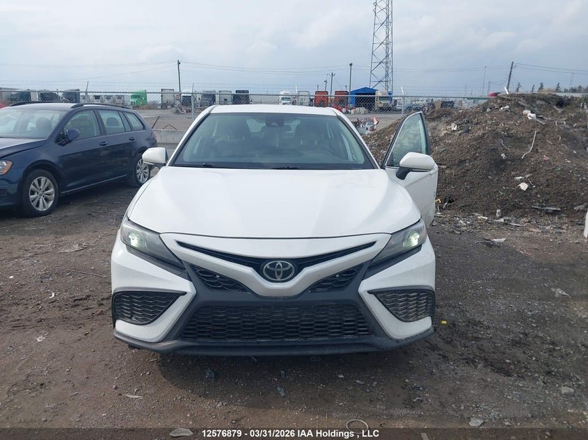 2022 Toyota Camry 18