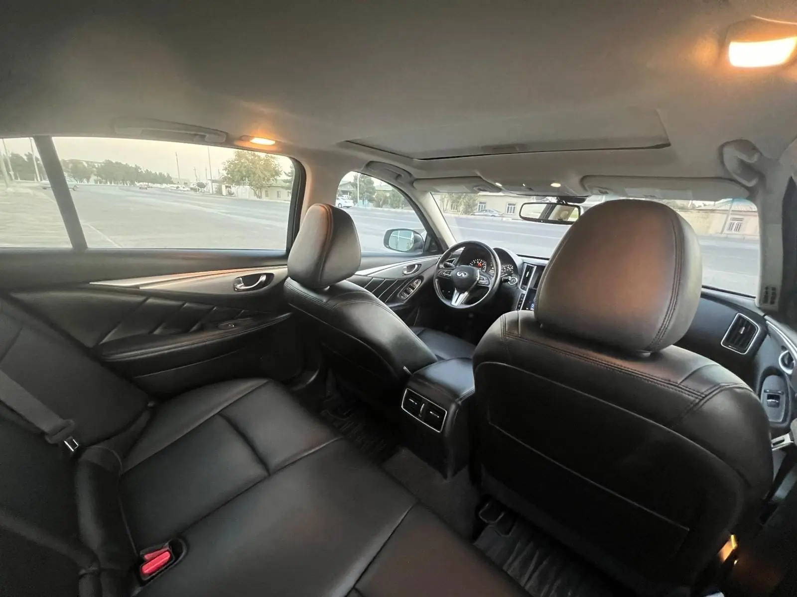 2021 Infiniti Q50 Luxe 4
