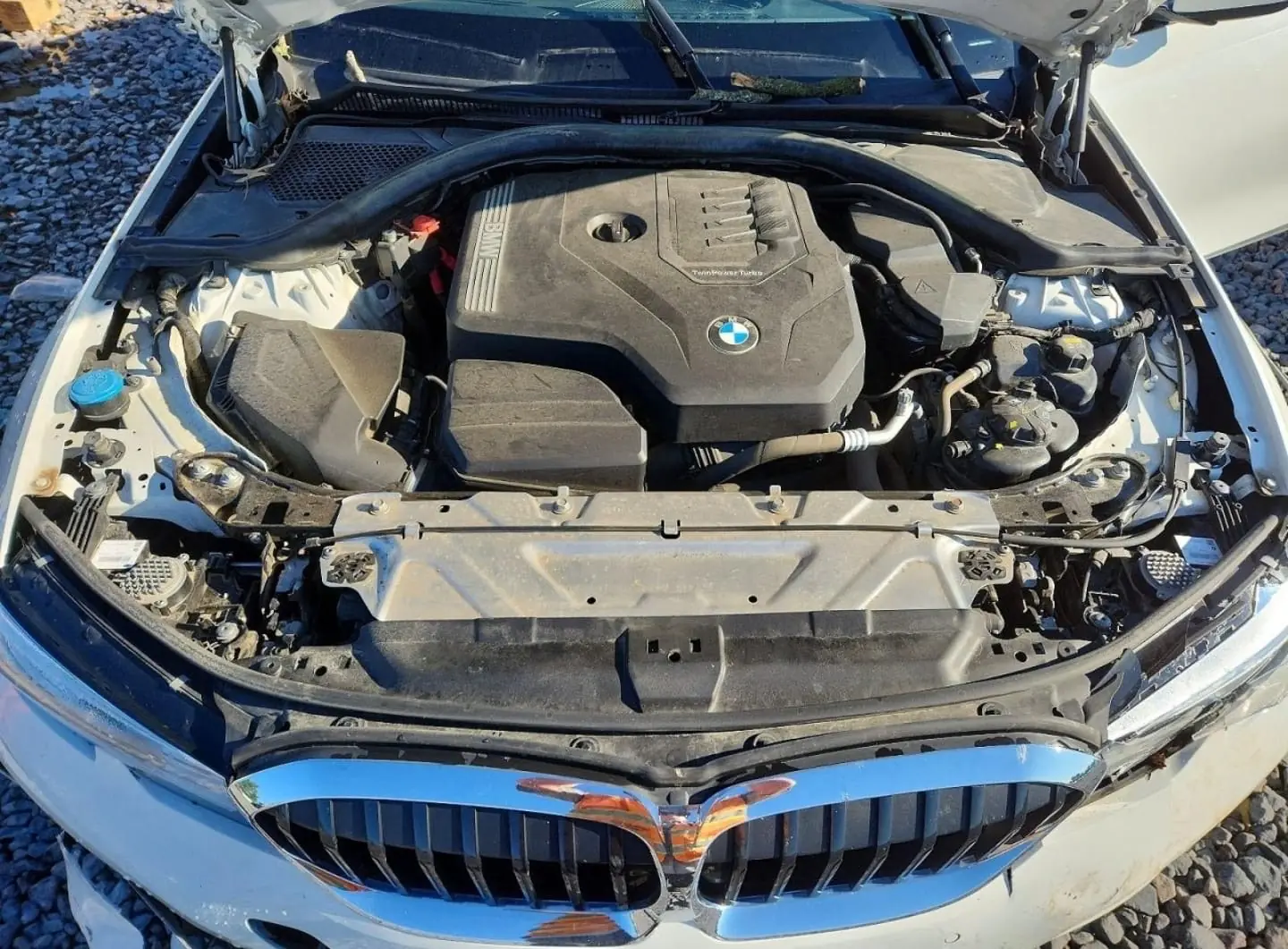 2022 BMW 330Xi 5