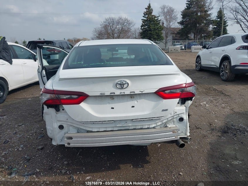 2022 Toyota Camry 22