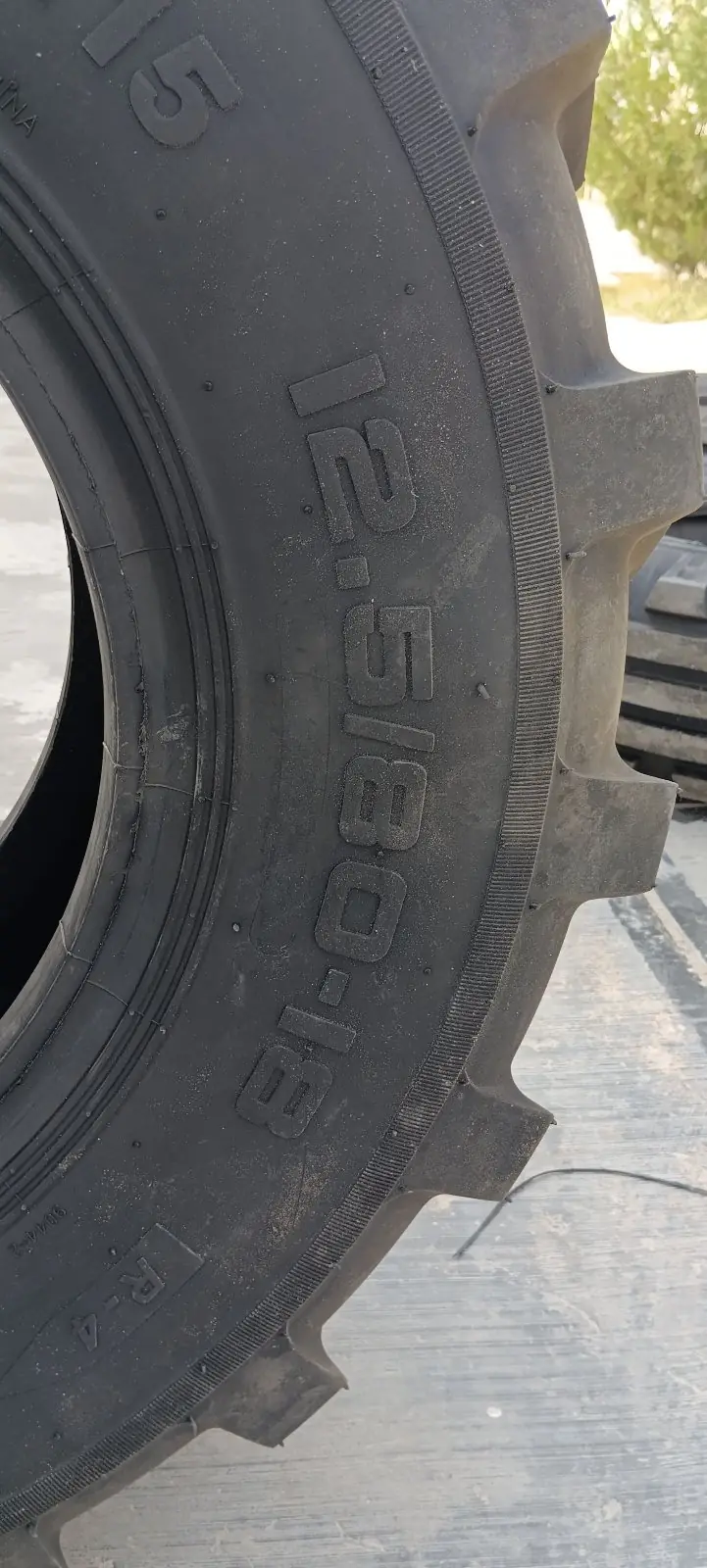 Teker 12.5/80-18 JCB 2