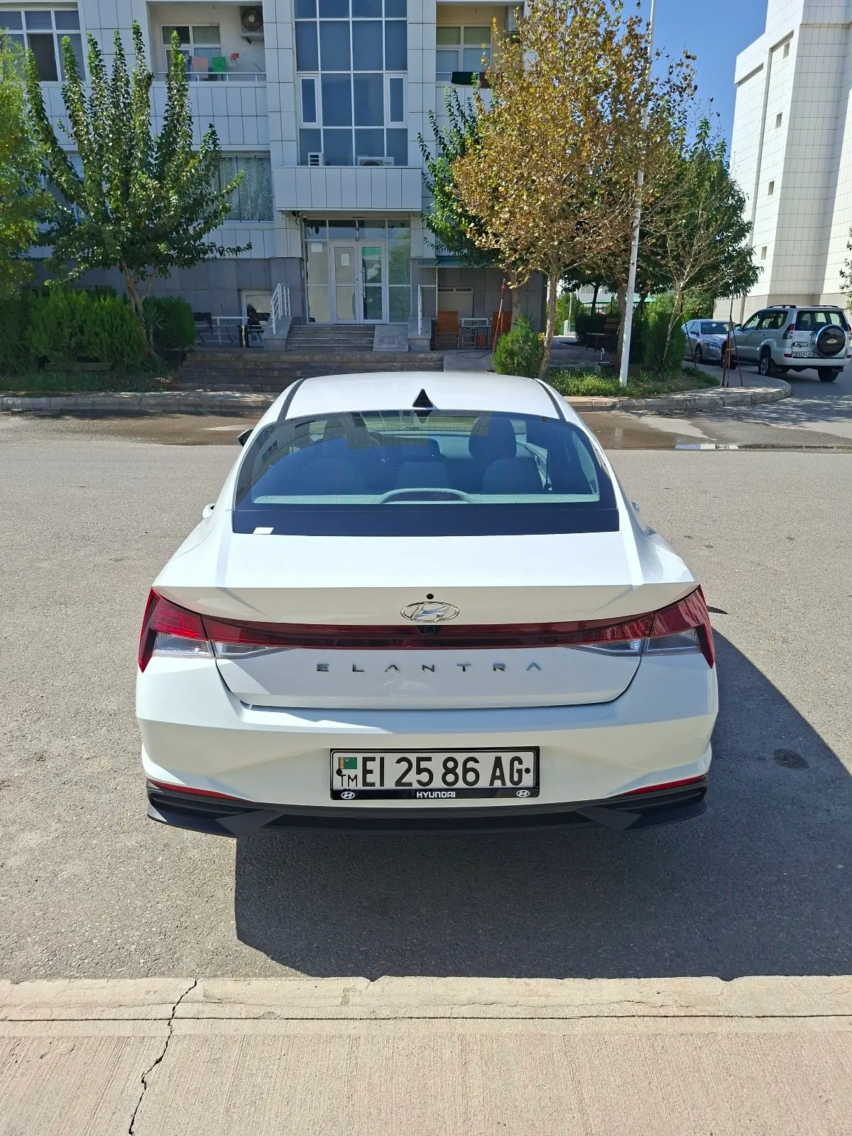 2022 Hyundai Elantra Sel 3