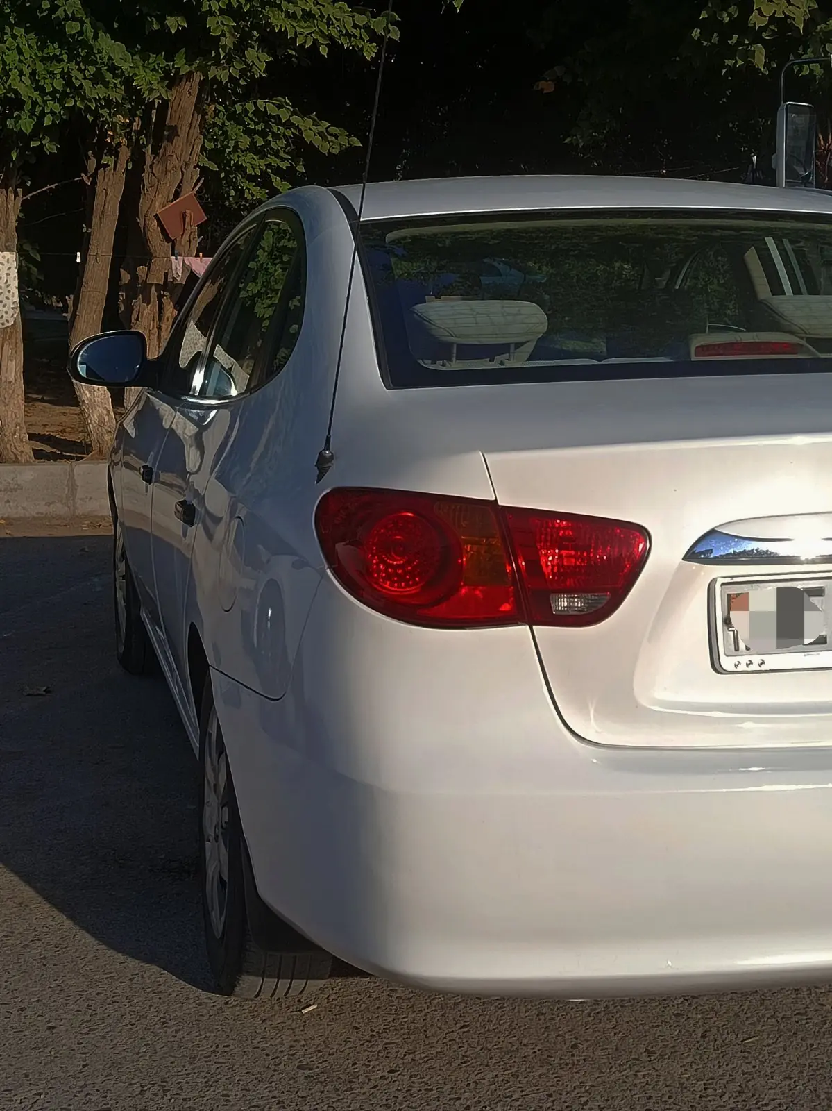 2010 Hyundai Elantra 2