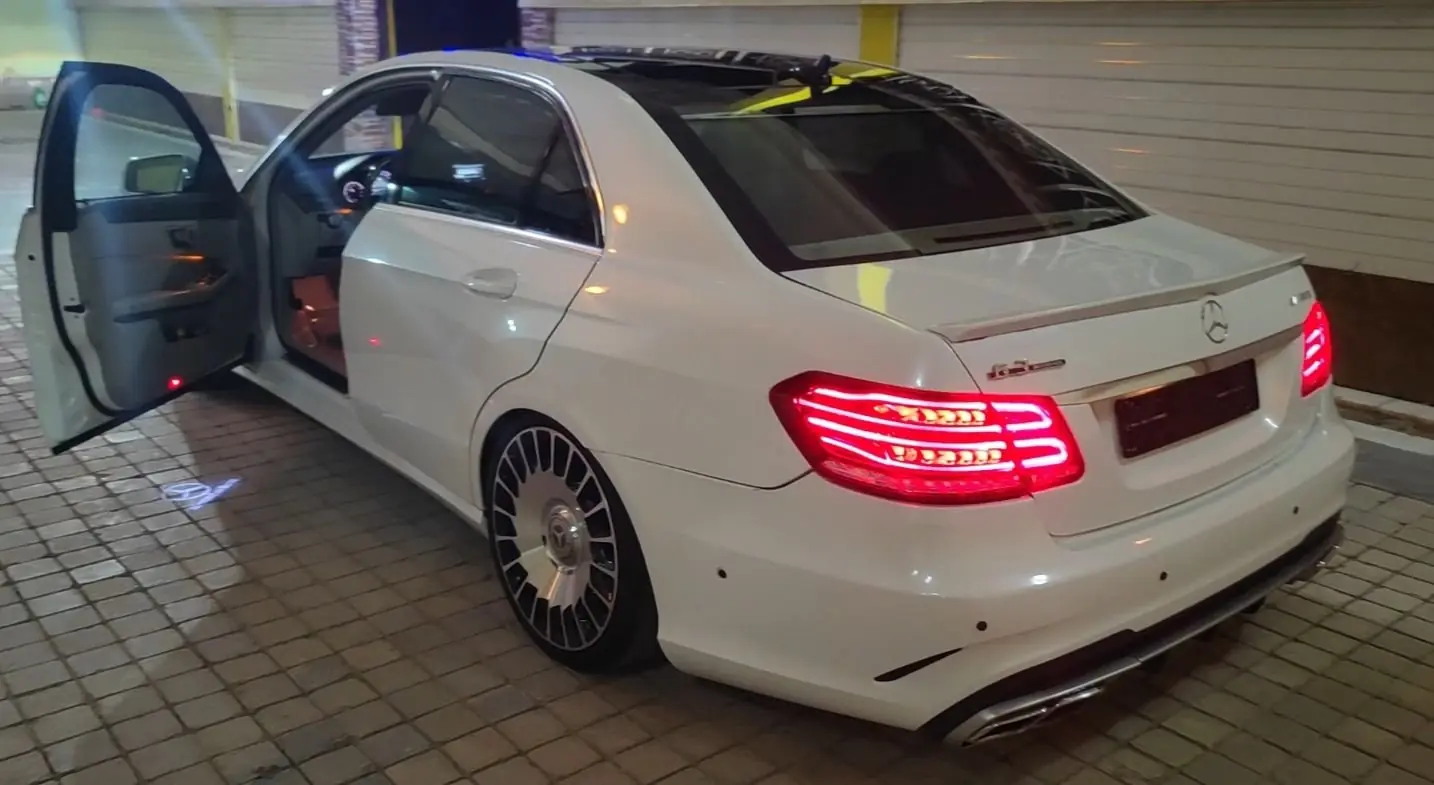 2009 MERCEDES-BENZ E350 3