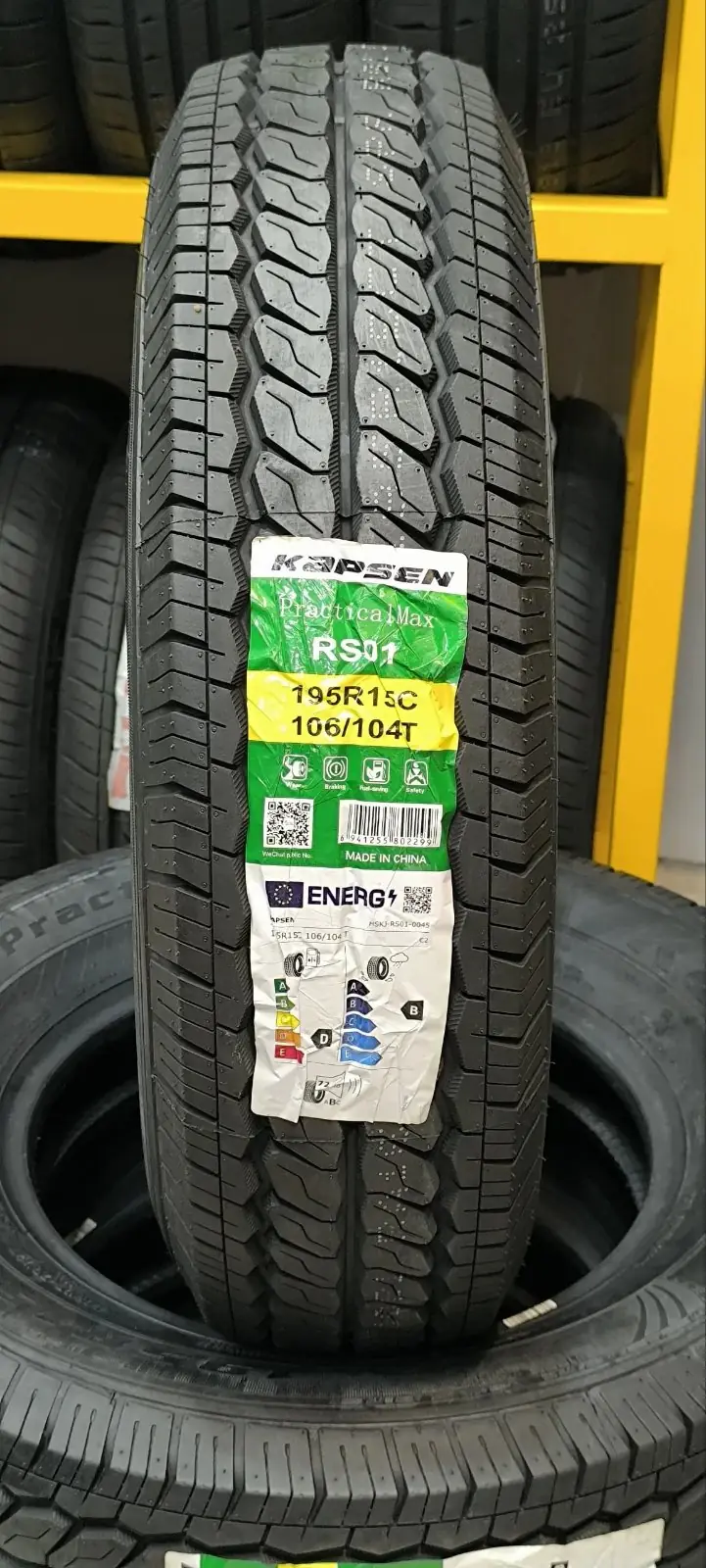 Hiace 195R15C 1