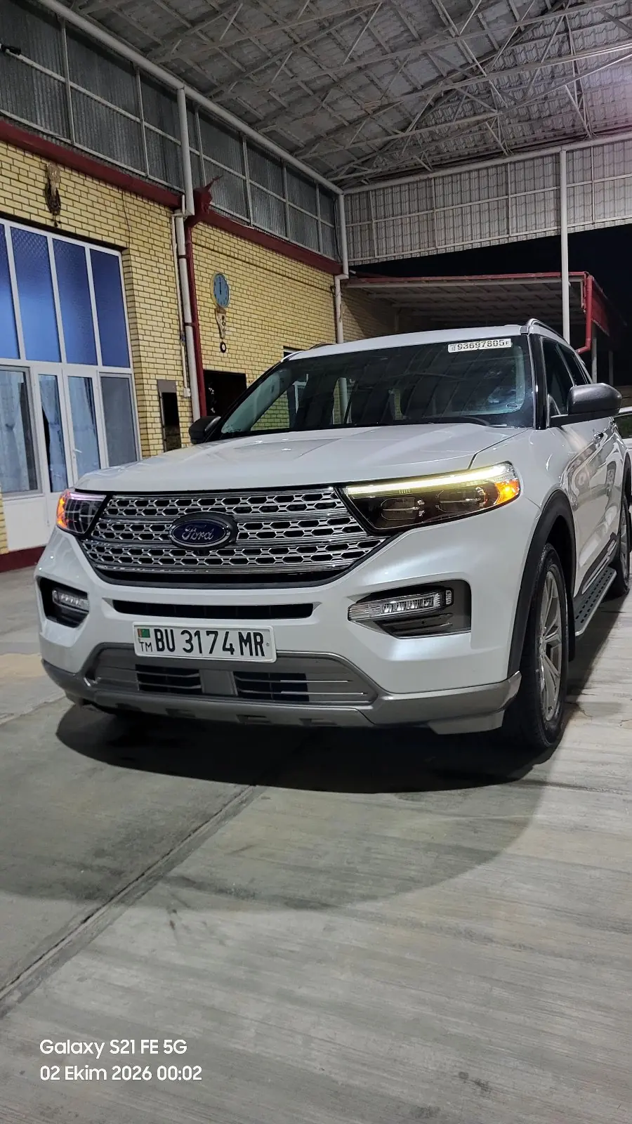 2023 FORD Explorer 3