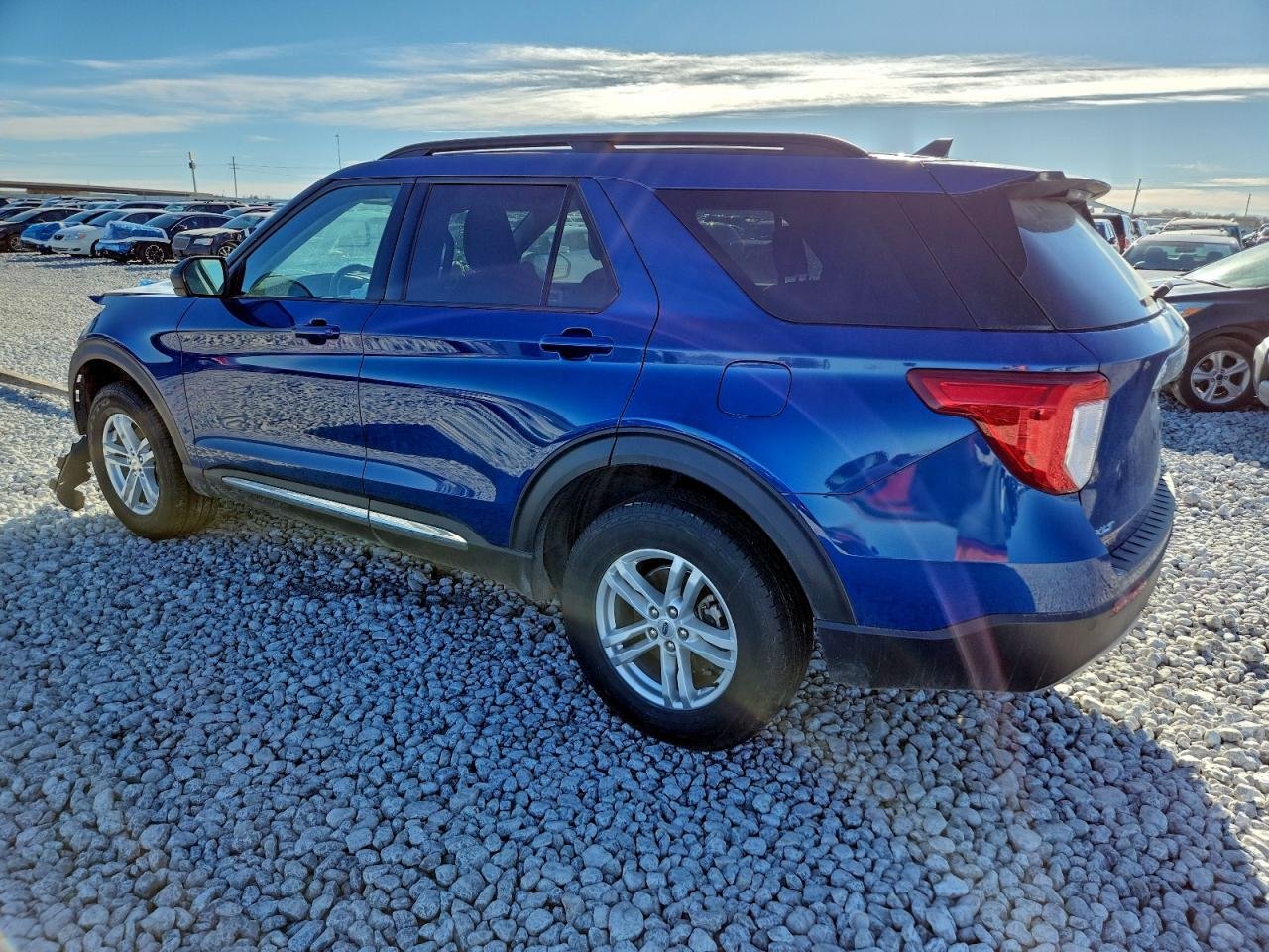 2023 Ford Explorer Xlt 2