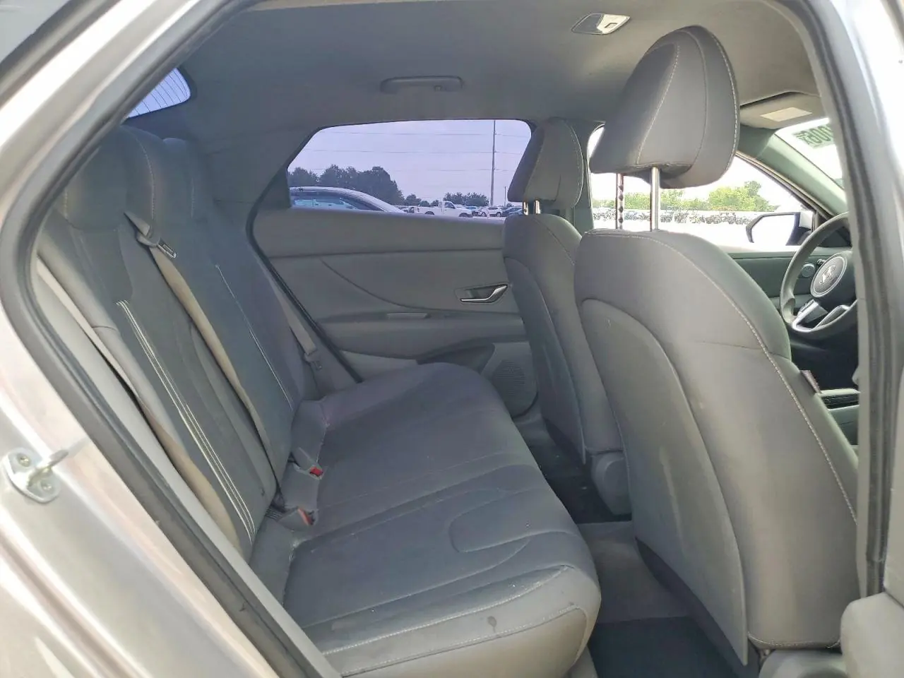 2022 Hyundai Elantra Sel 10