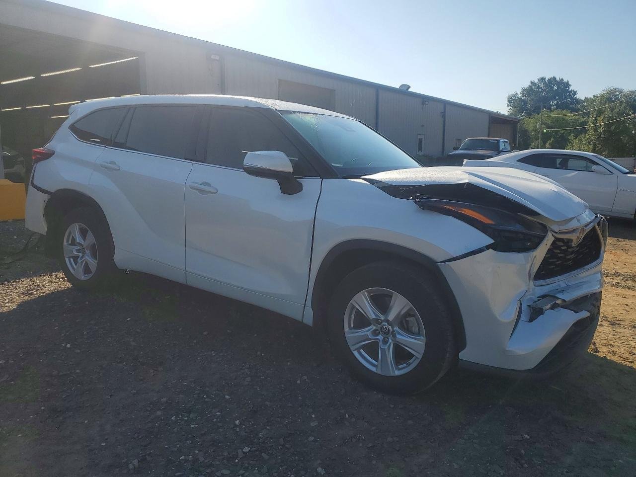 2022 Toyota Highlander L 4