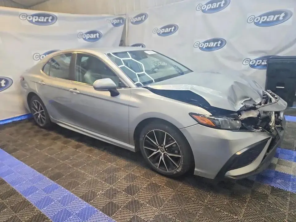 2022 Toyota Camry Se 3