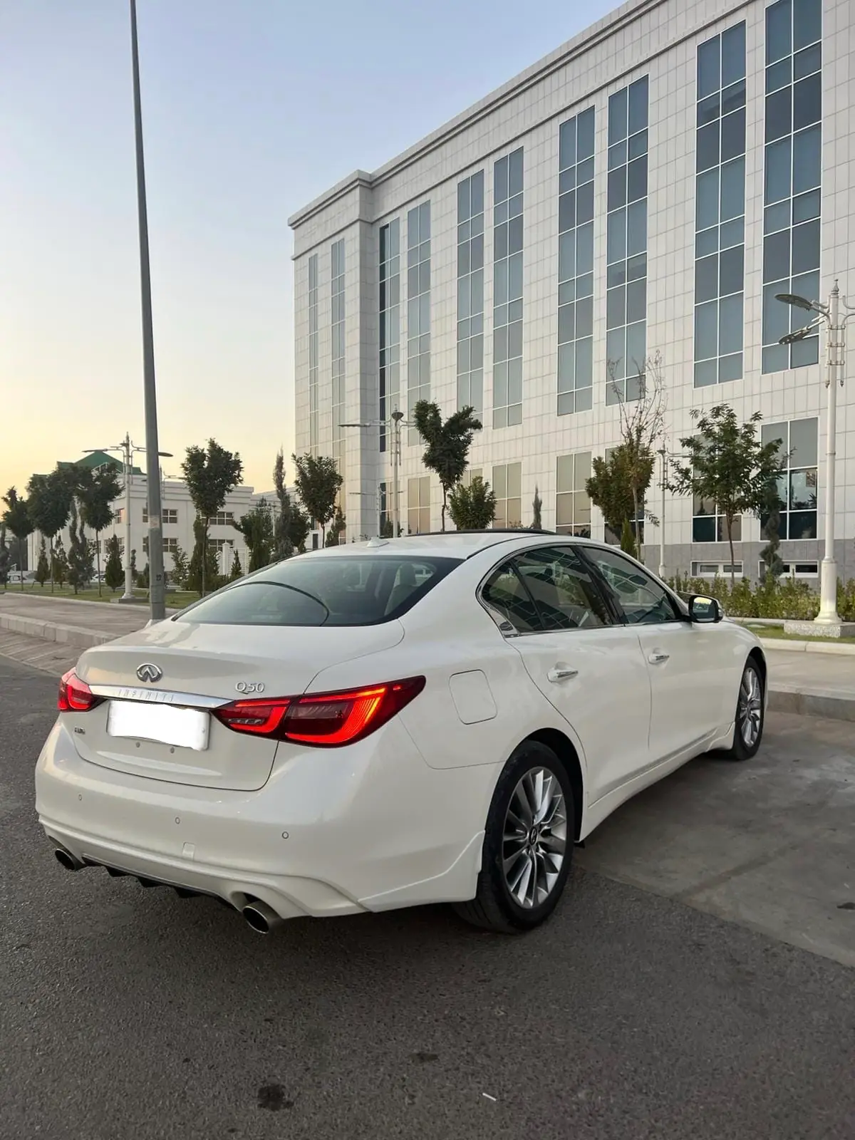 2021 Infiniti Q50 Luxe 3