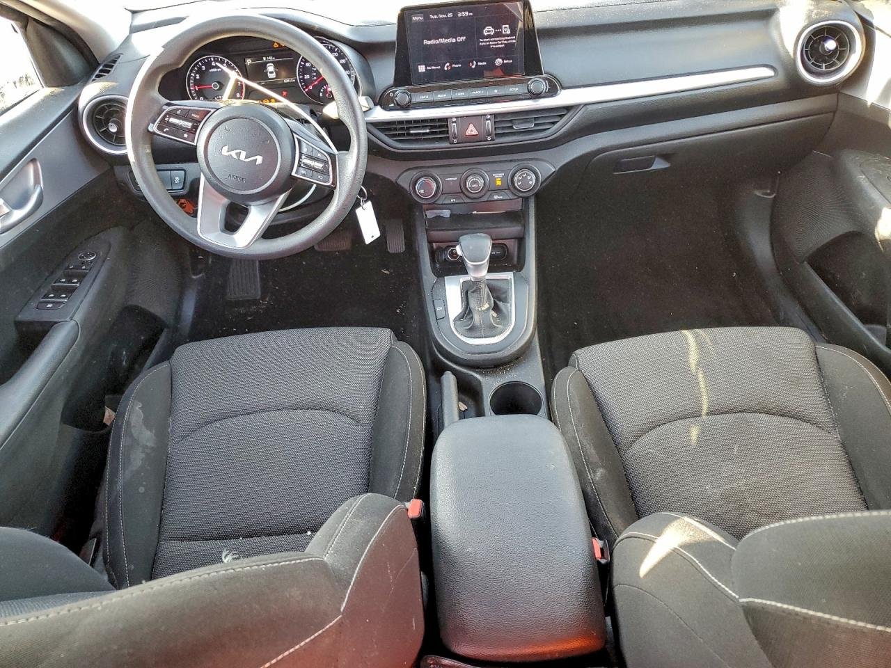 2023 Kia Forte Lx 9