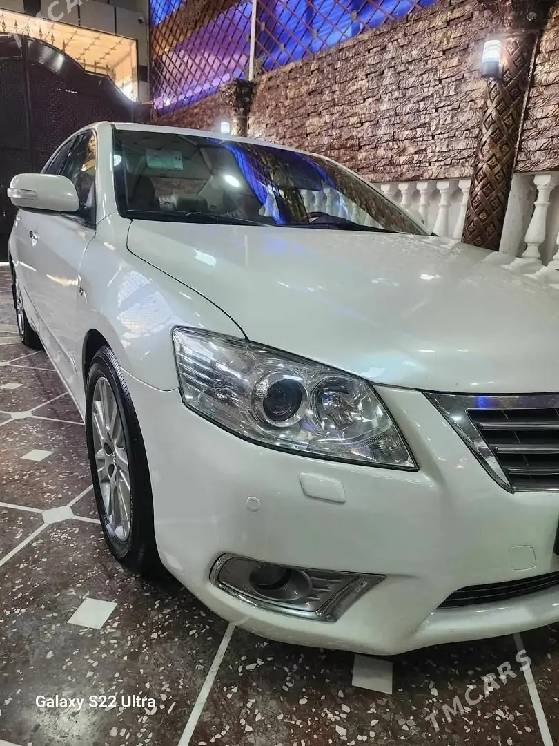 2010 Toyota Aurion 2
