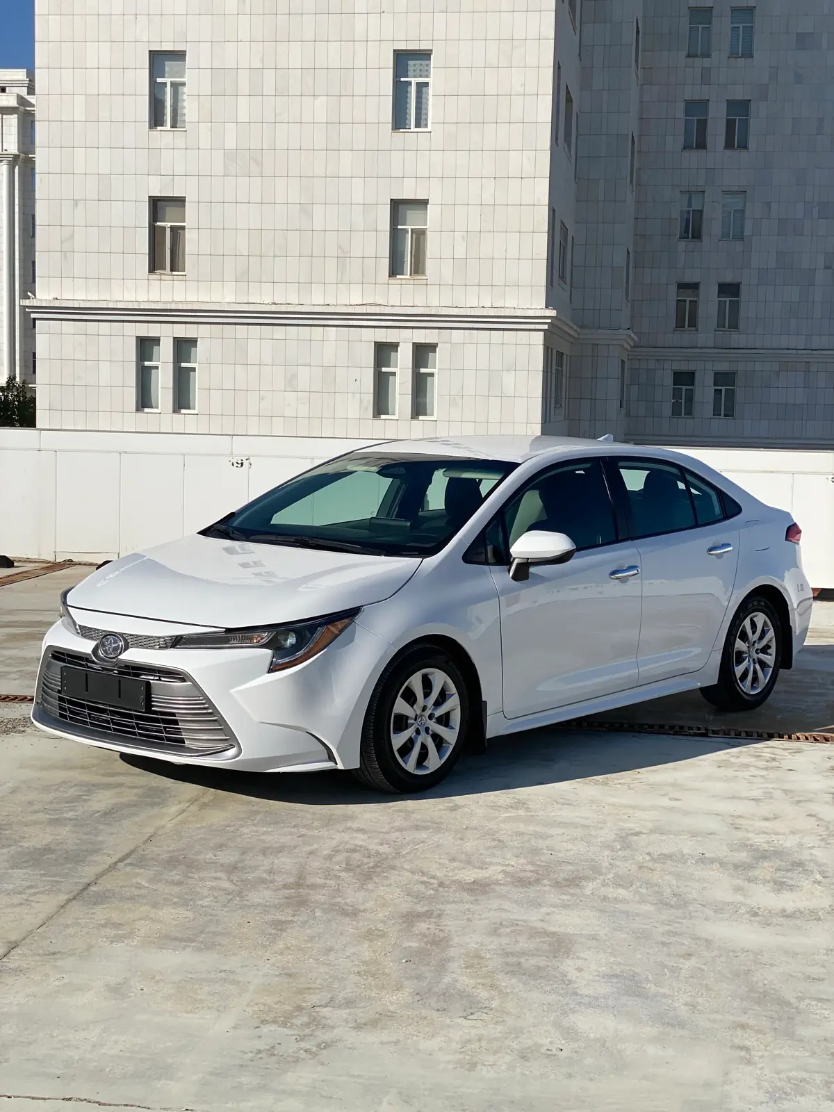 2025 Toyota Corolla Le 2