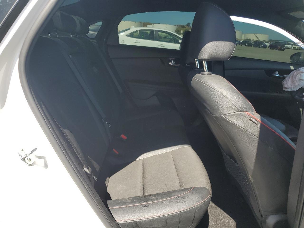2022 Kia Forte Gt 16