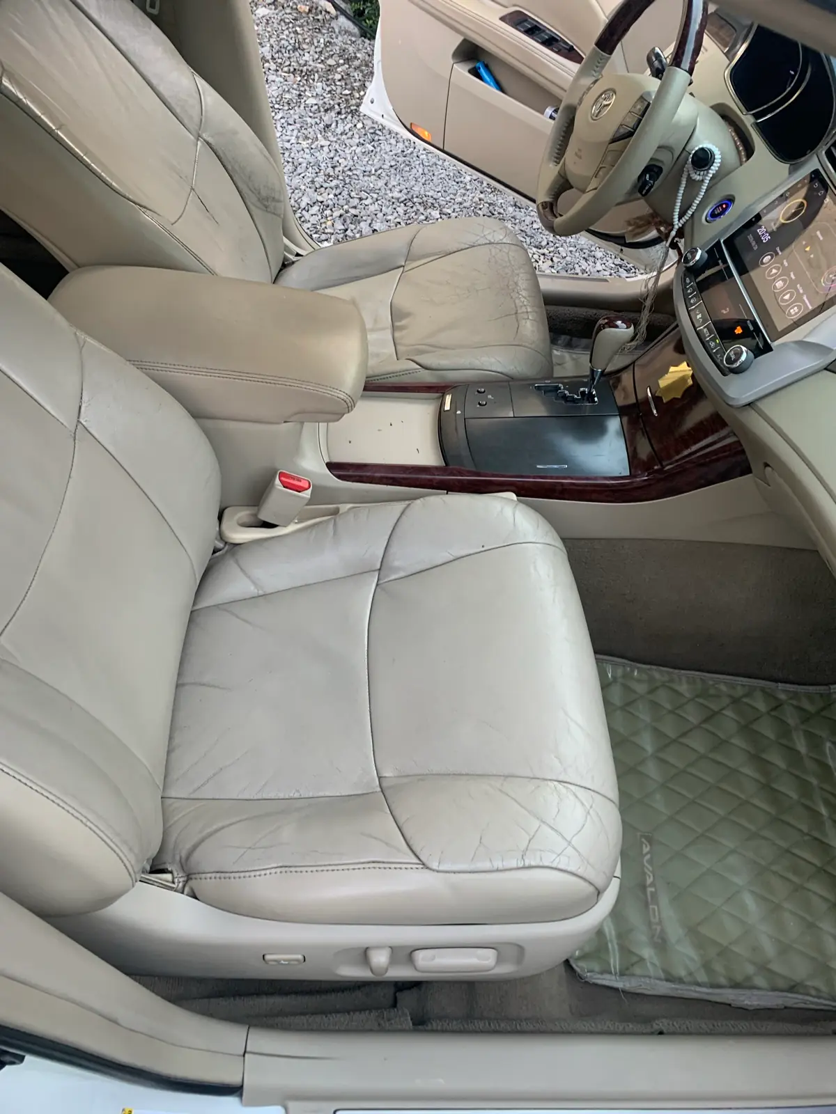 2012 TOYOTA Avalon 7