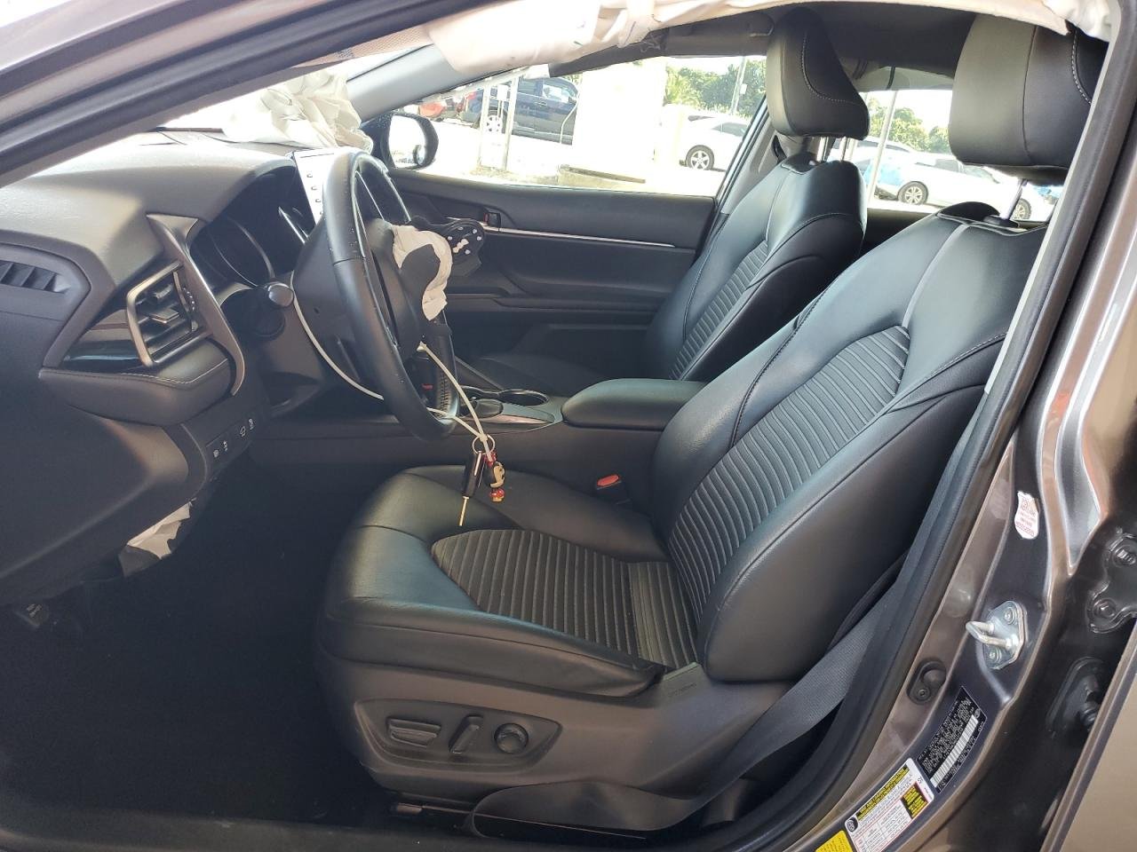 2021 Toyota Camry Se 7
