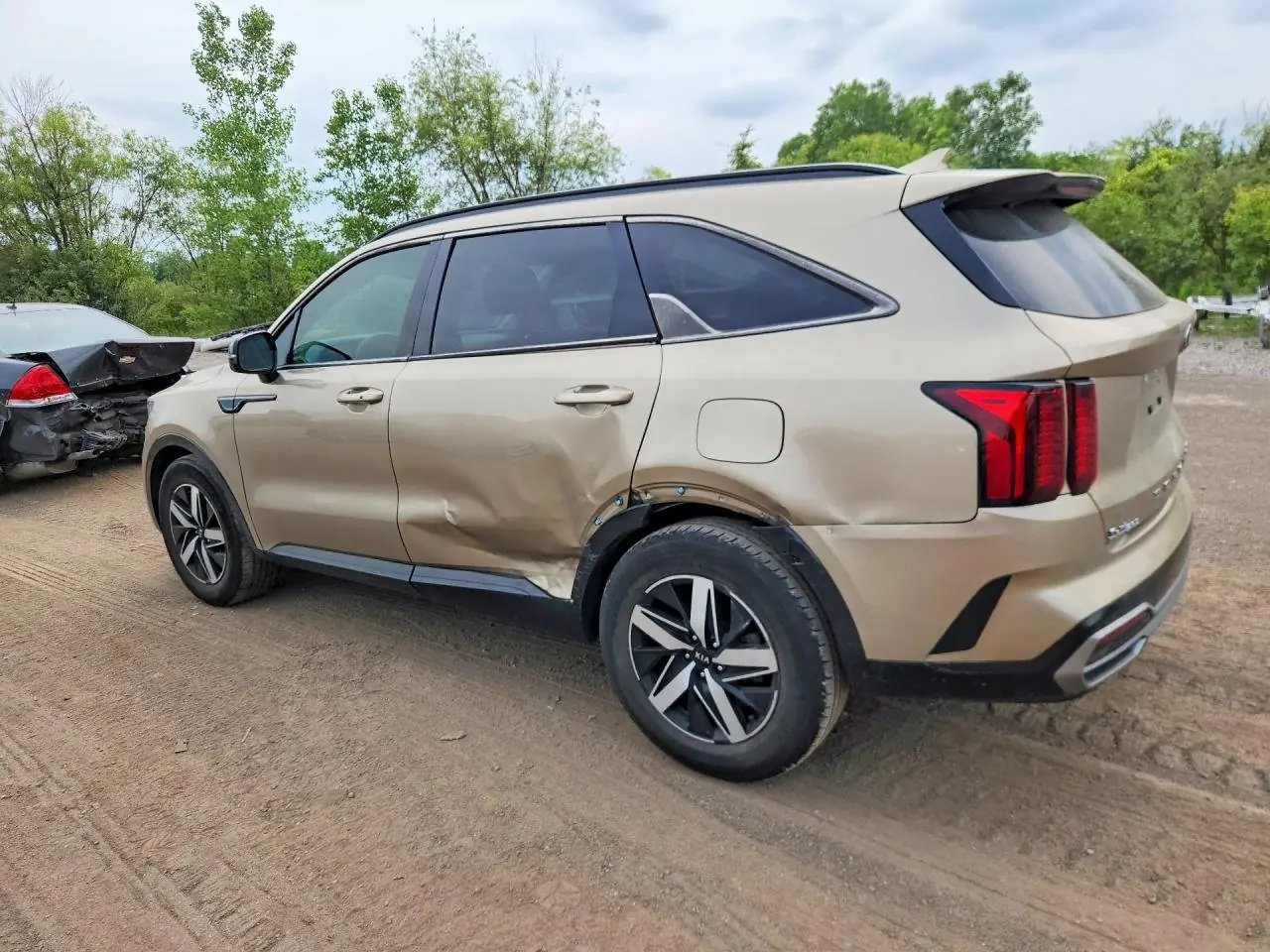 2021 Kia Sorento S 2