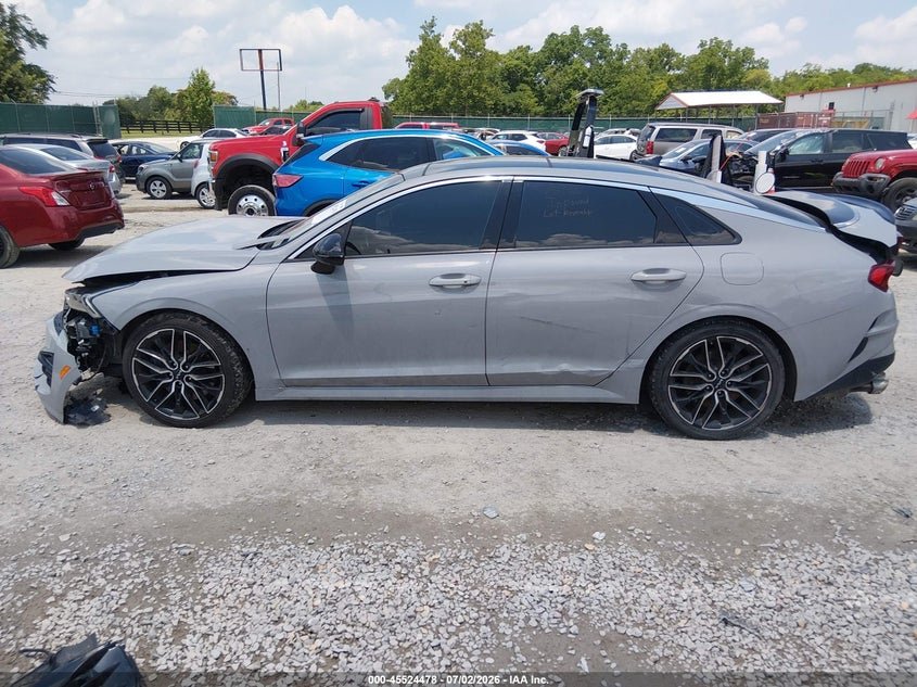 2022 Kia K5 Gt 15