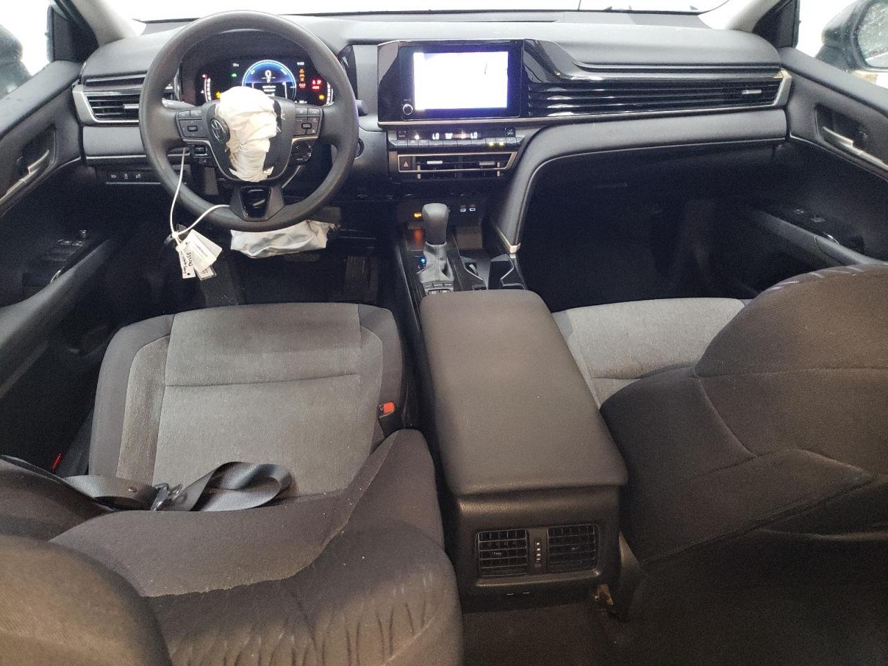 2025 Toyota Camry Xse 14
