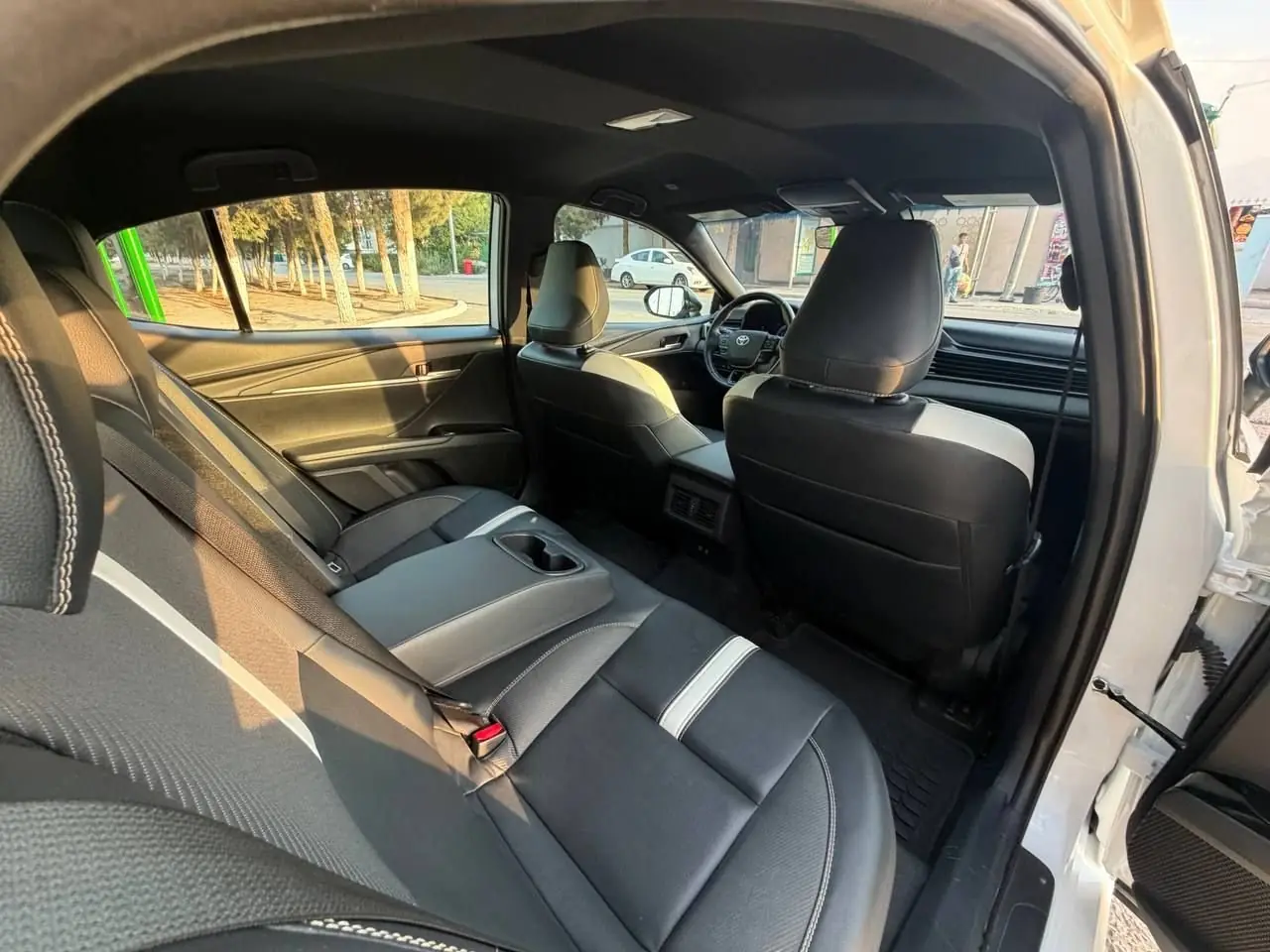 2025 Toyota Camry Se 8